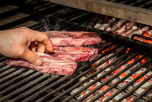 EMBOCA59213BajaRS carnes a la brasa en Sallent de Gállego